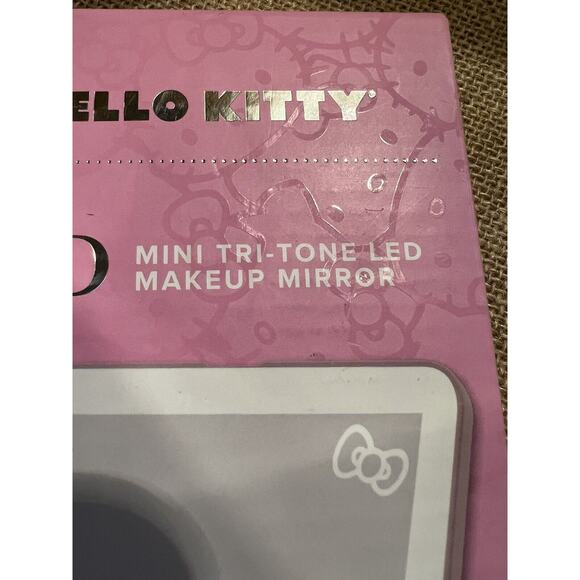 IMPRESSIONS HELLO KITTY TOUCH PAD MINI TRI-TONE LED MAKEUP MIRROR NEW - Picture 6 of 11